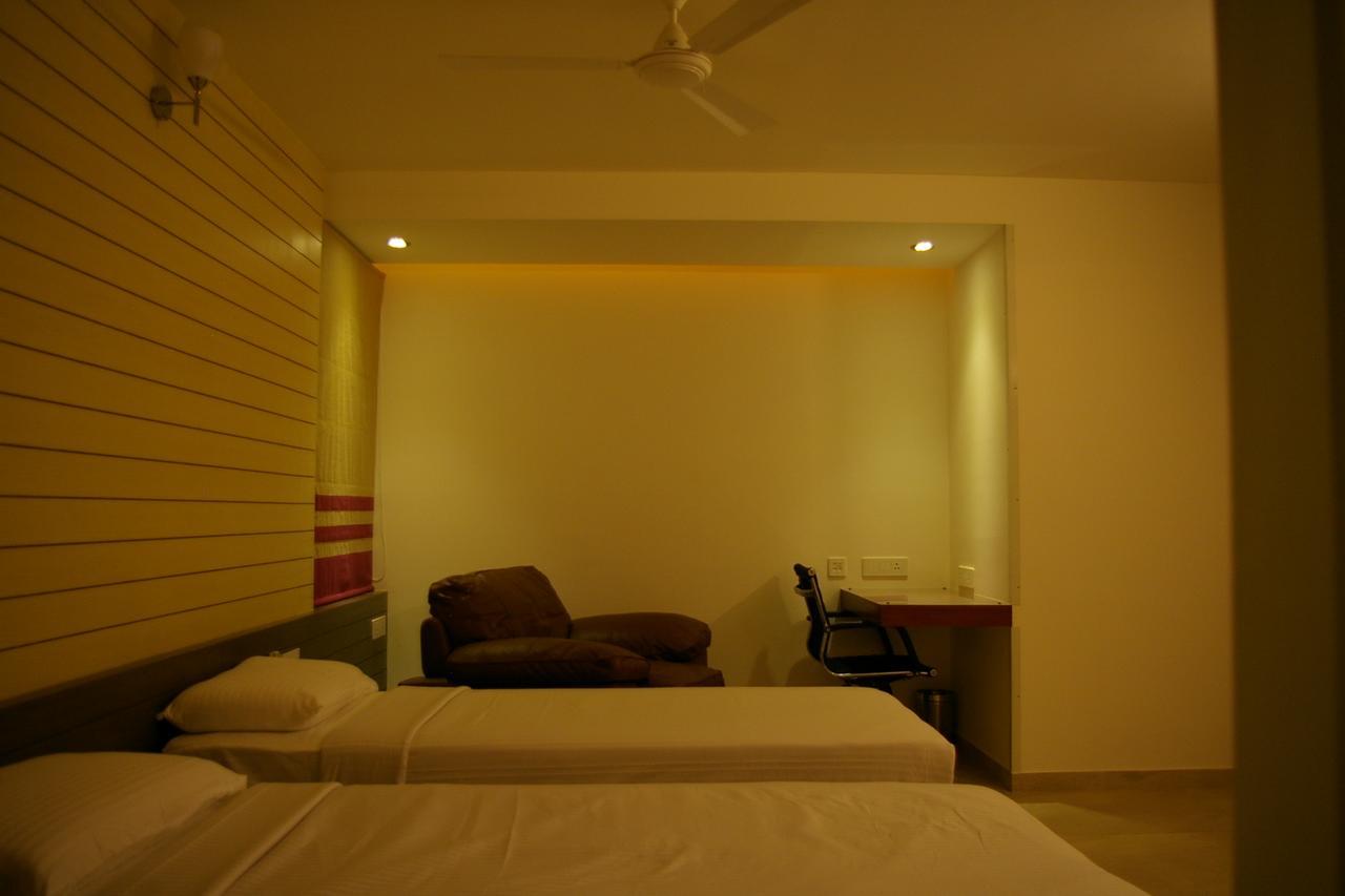 Roseline Suites Bangalore Extérieur photo